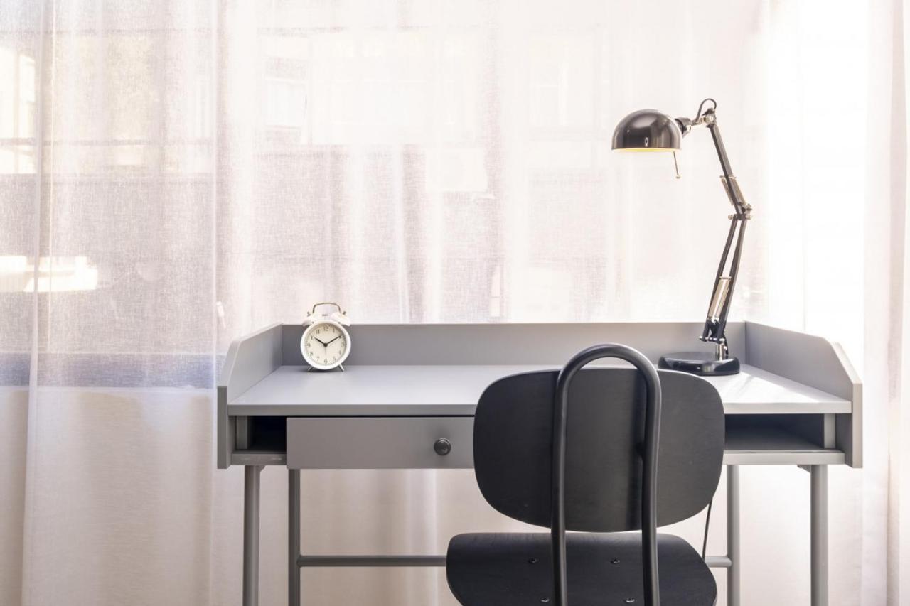 Exquisite Flat Near Bagdat Street Apartament *